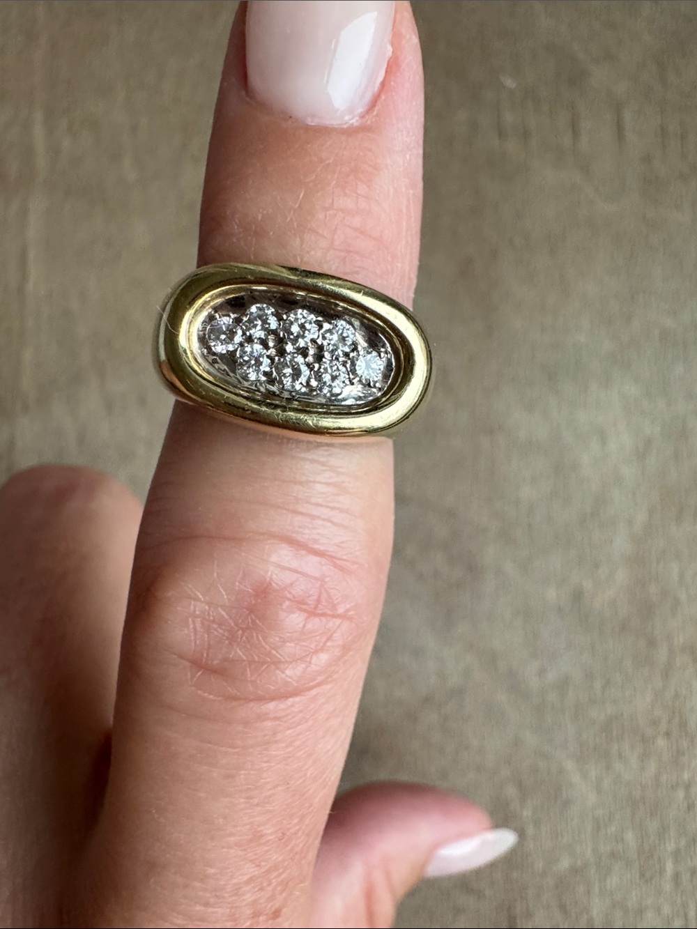 Gold and Diamond Vintage Ring - Picture 6 of 6